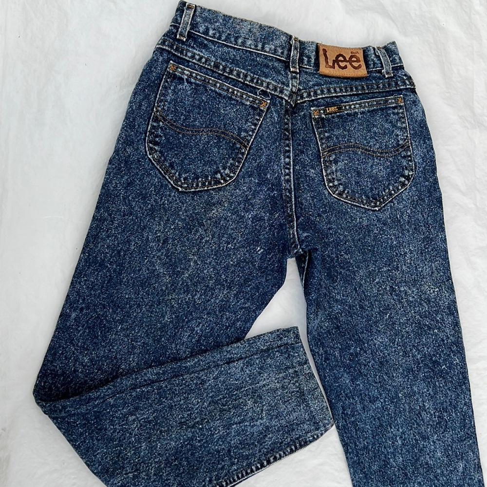 Vintage stonewashed Lee denim jeans size 29